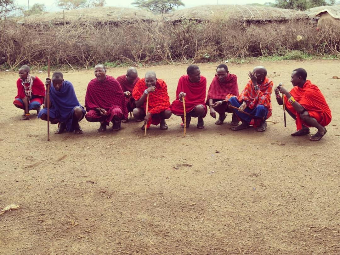Amboseli Cultural Camping Exteriör bild