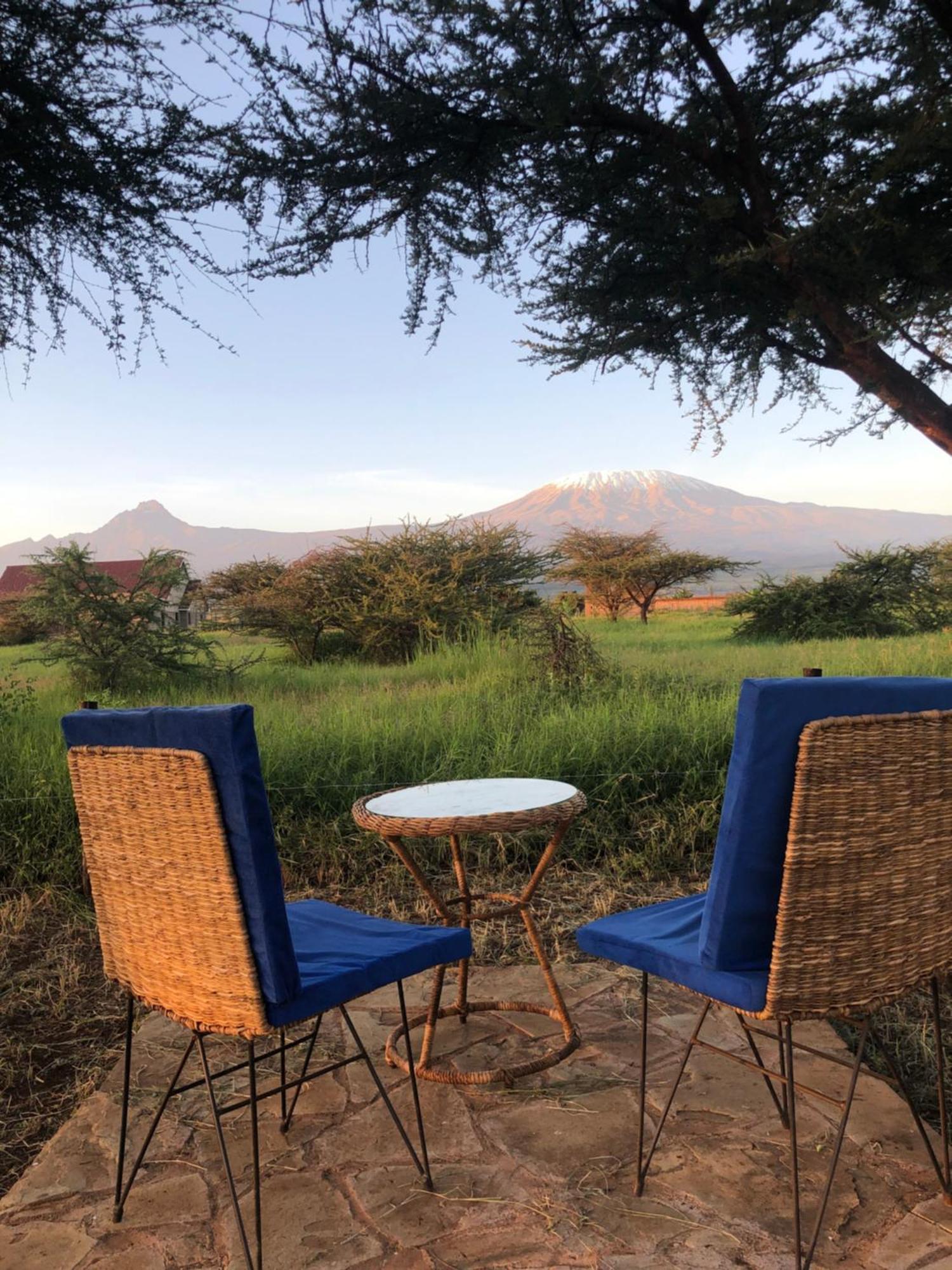 Amboseli Cultural Camping Exteriör bild